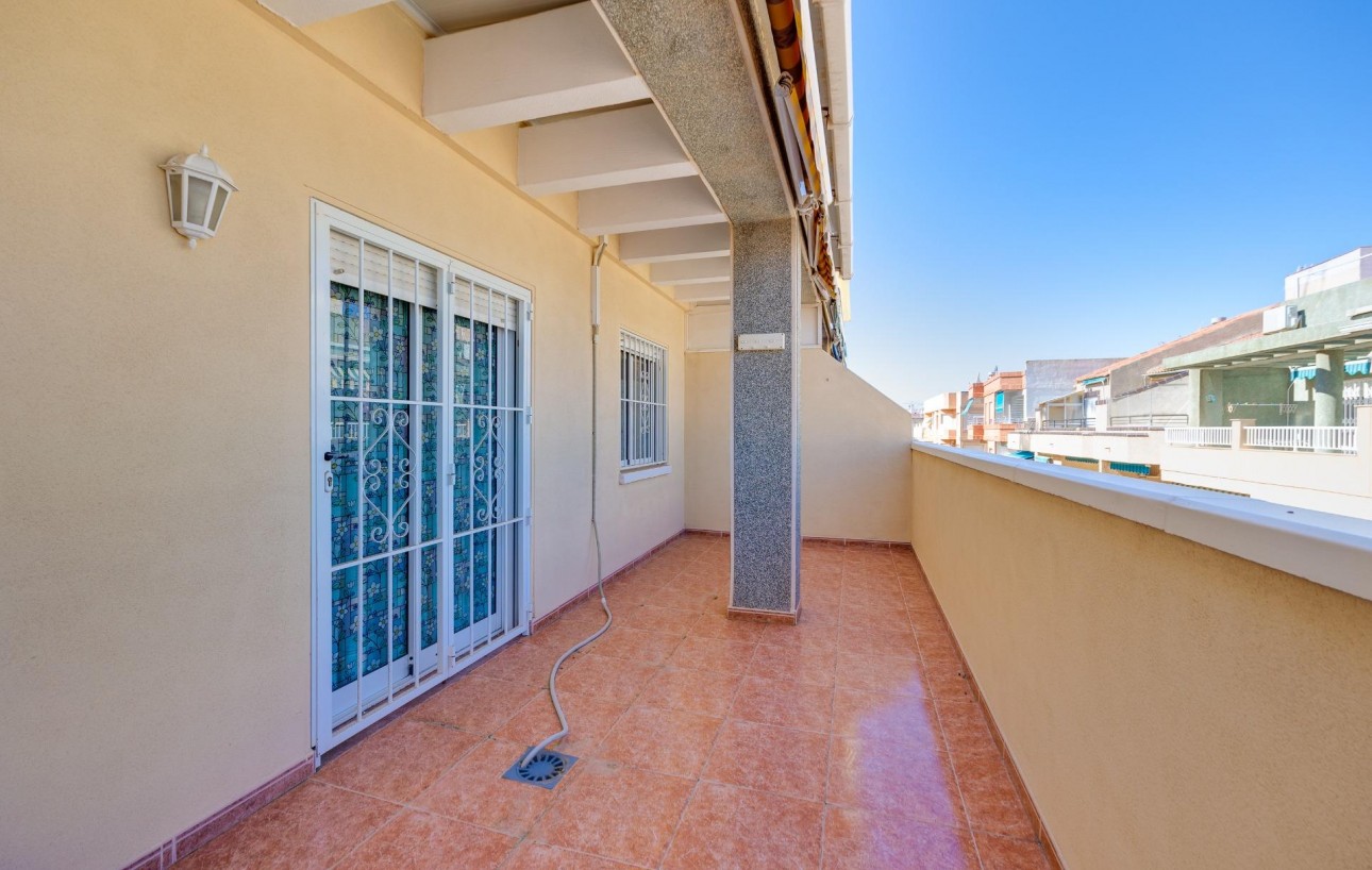 Sale - Penthouse - Torrevieja - Playa de los locos