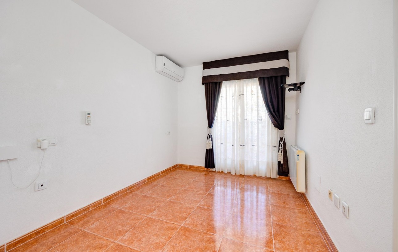 Sale - Penthouse - Torrevieja - Playa de los locos