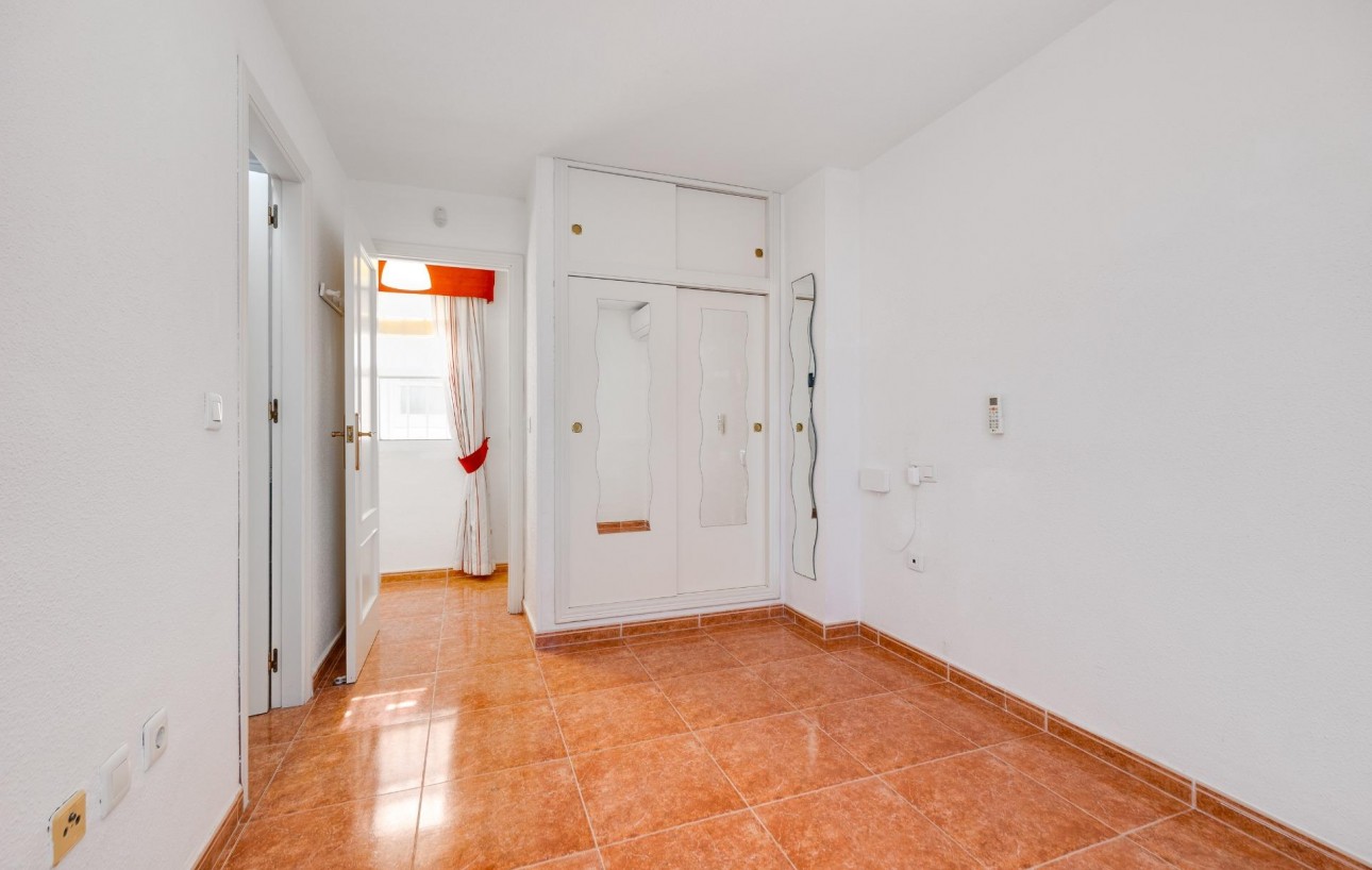 Sale - Penthouse - Torrevieja - Playa de los locos