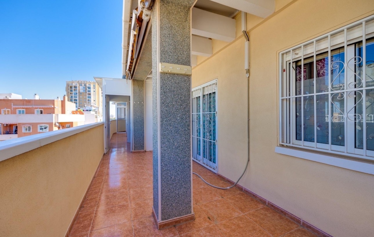 Sale - Penthouse - Torrevieja - Playa de los locos