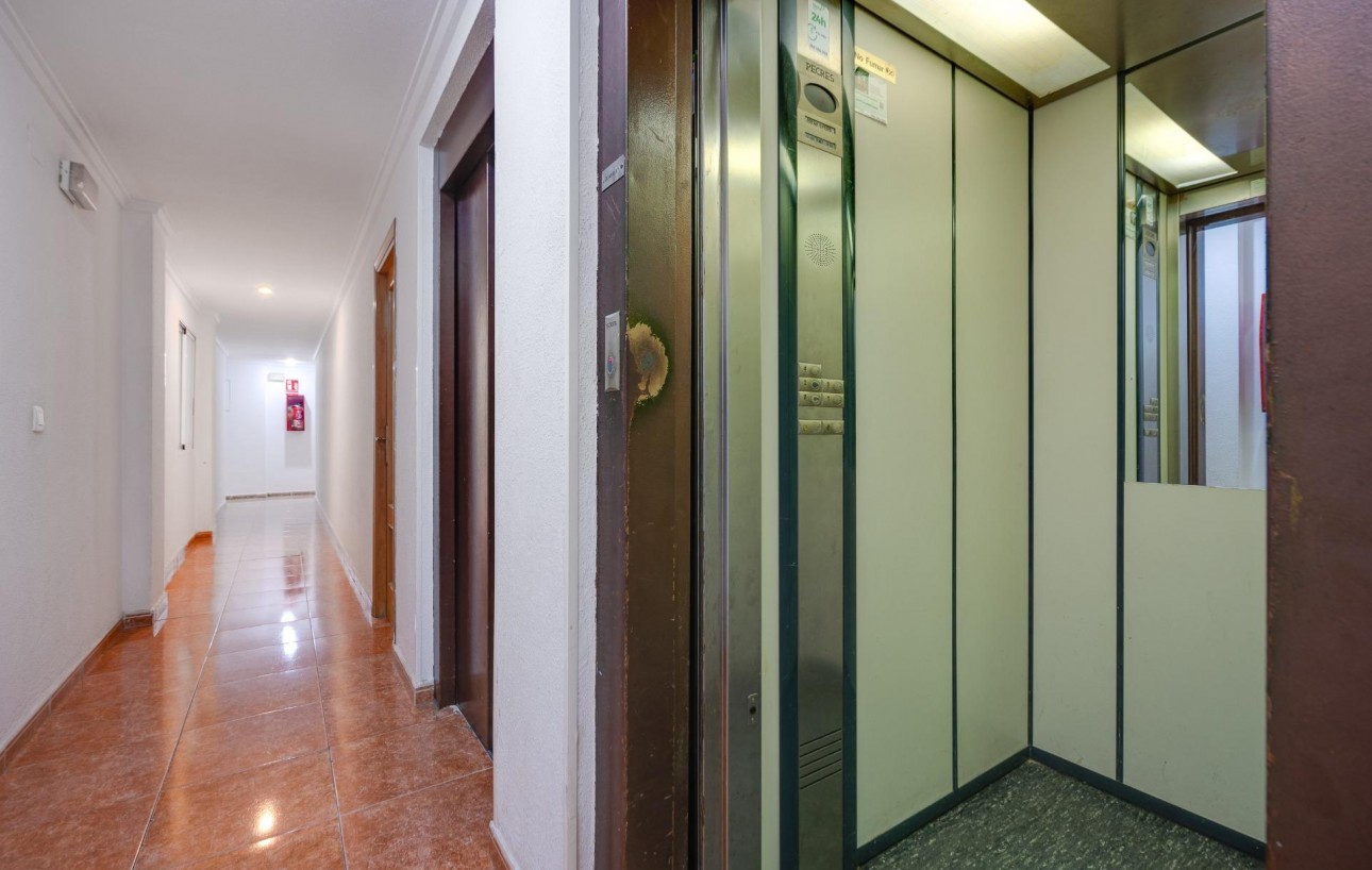 Sale - Penthouse - Torrevieja - Playa de los locos