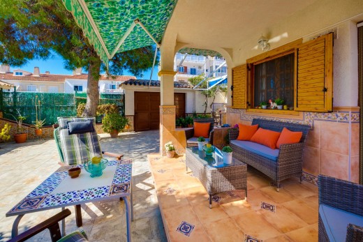 Sale - Chalet - Torrevieja - La Mata