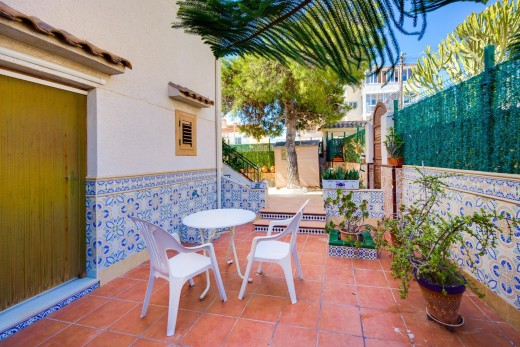 Sale - Chalet - Torrevieja - La Mata