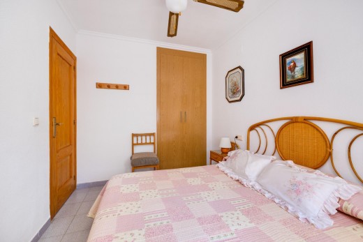Sale - Chalet - Torrevieja - La Mata