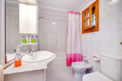 Sale - Chalet - Torrevieja - La Mata