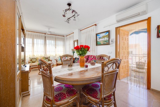 Sale - Chalet - Torrevieja - La Mata