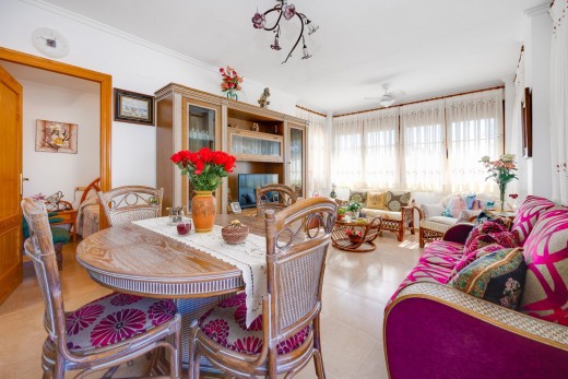 Sale - Chalet - Torrevieja - La Mata