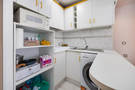 Sale - Apartment - Torrevieja - Playa de los locos