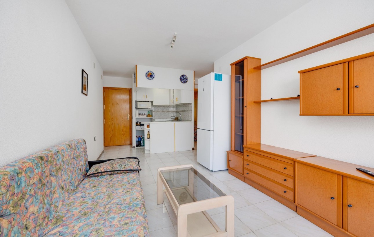 Sale - Apartment - Torrevieja - Playa de los locos