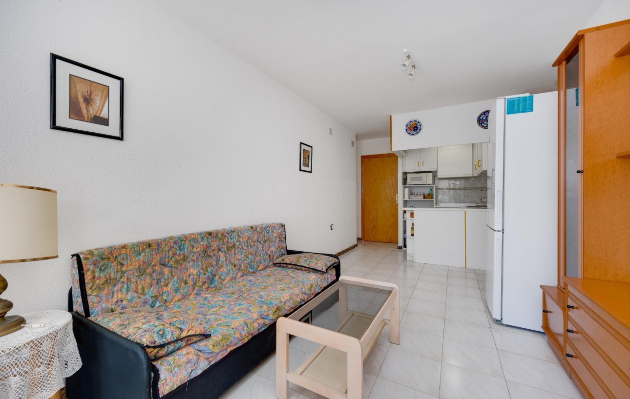 Sale - Apartment - Torrevieja - Playa de los locos