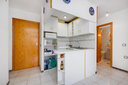 Sale - Apartment - Torrevieja - Playa de los locos