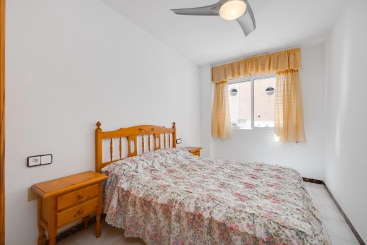 Sale - Apartment - Torrevieja - Playa de los locos