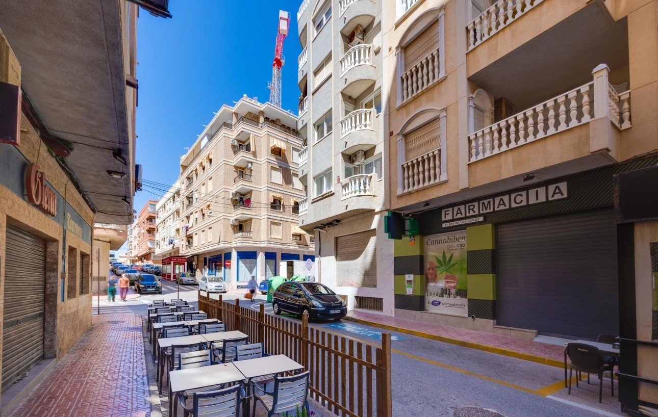 Sale - Apartment - Torrevieja - Playa de los locos