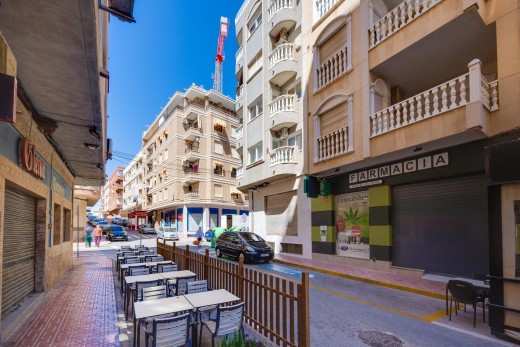 Sale - Apartment - Torrevieja - Playa de los locos