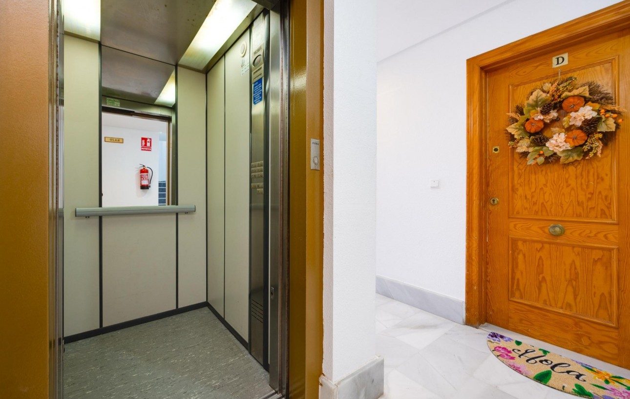 Sale - Apartment - Torrevieja - Nueva Torrevieja