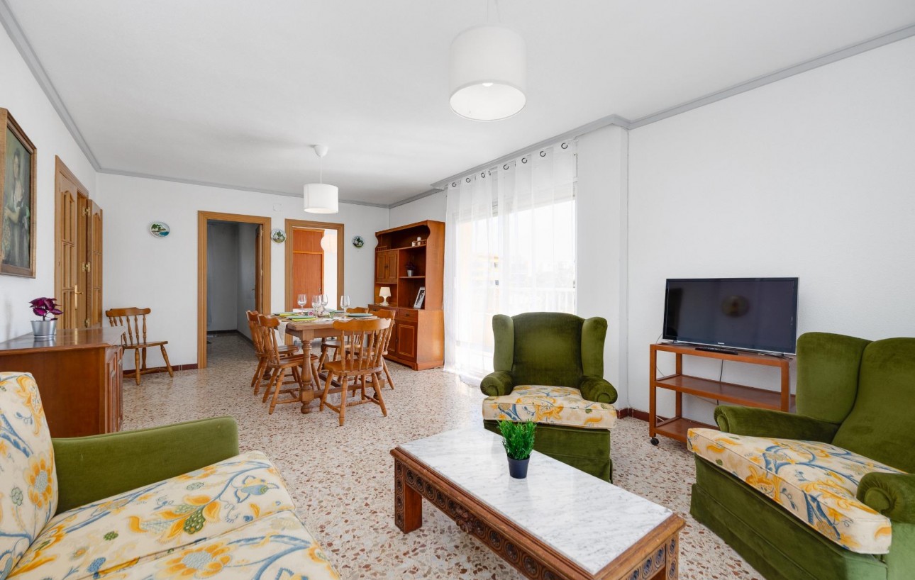 Sale - Apartment - Torrevieja - Punta prima