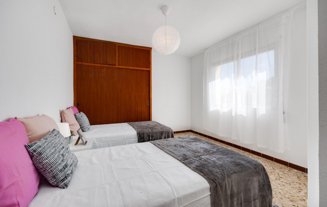 Sale - Apartment - Torrevieja - Punta prima