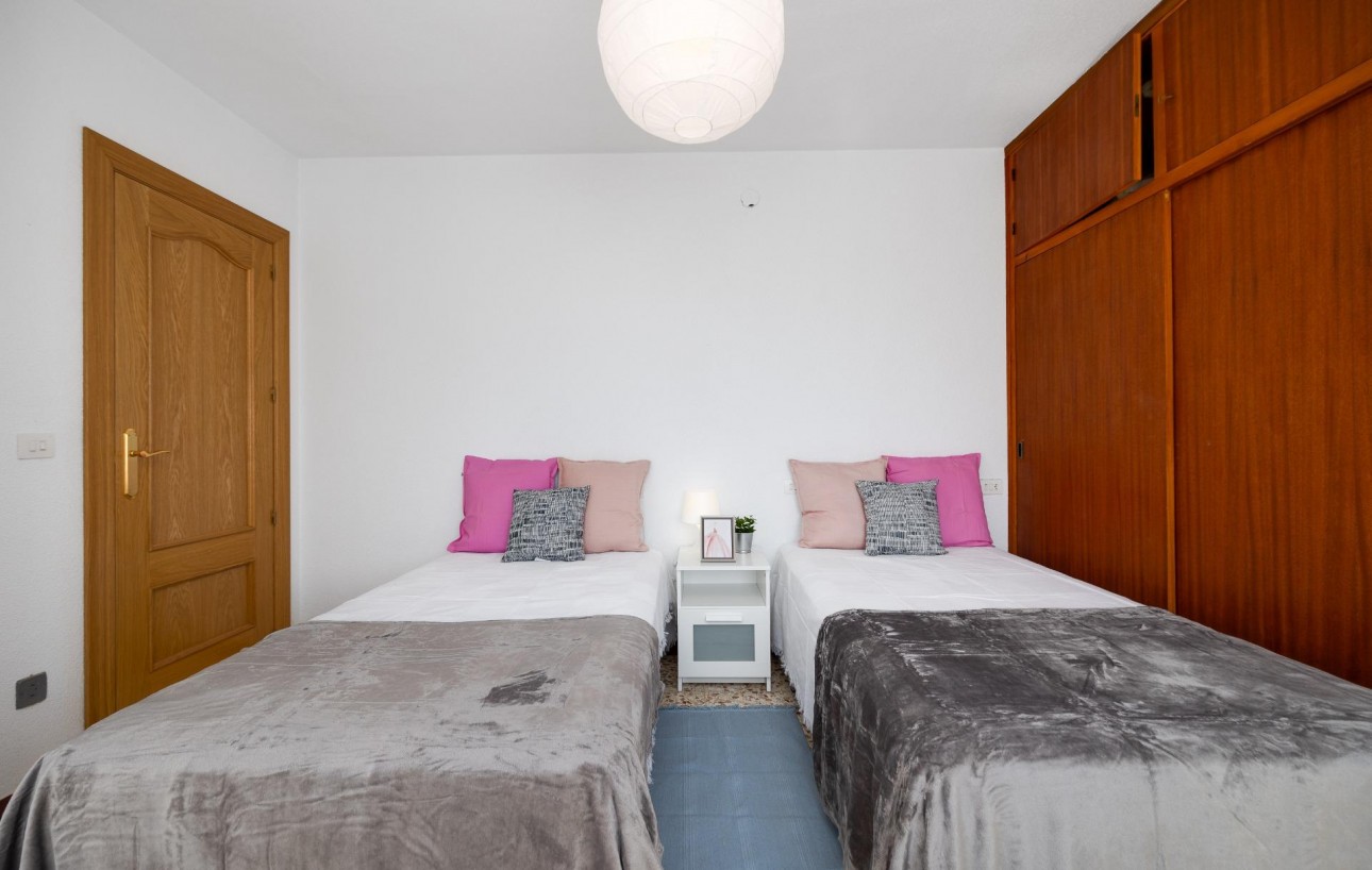 Sale - Apartment - Torrevieja - Punta prima