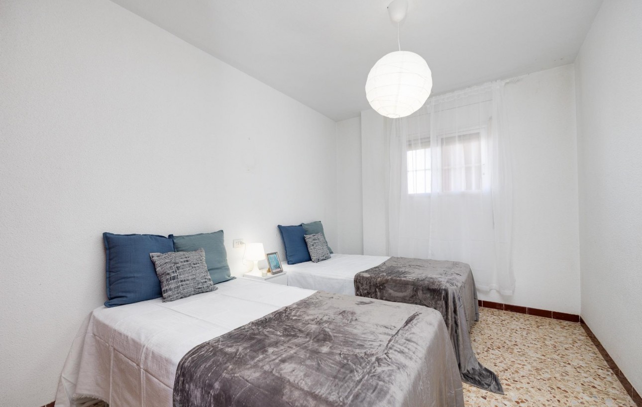 Sale - Apartment - Torrevieja - Punta prima