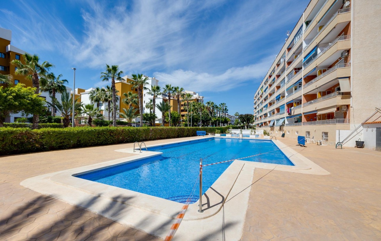Sale - Apartment - Torrevieja - Punta prima