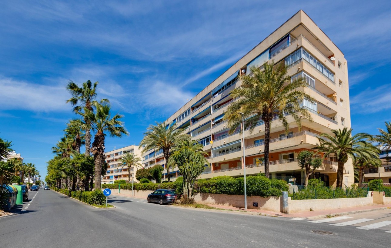 Sale - Apartment - Torrevieja - Punta prima