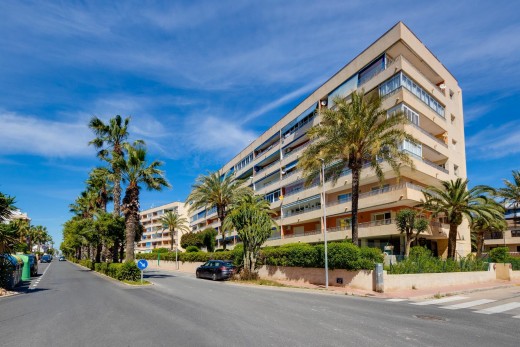 Sale - Apartment - Torrevieja - Punta prima