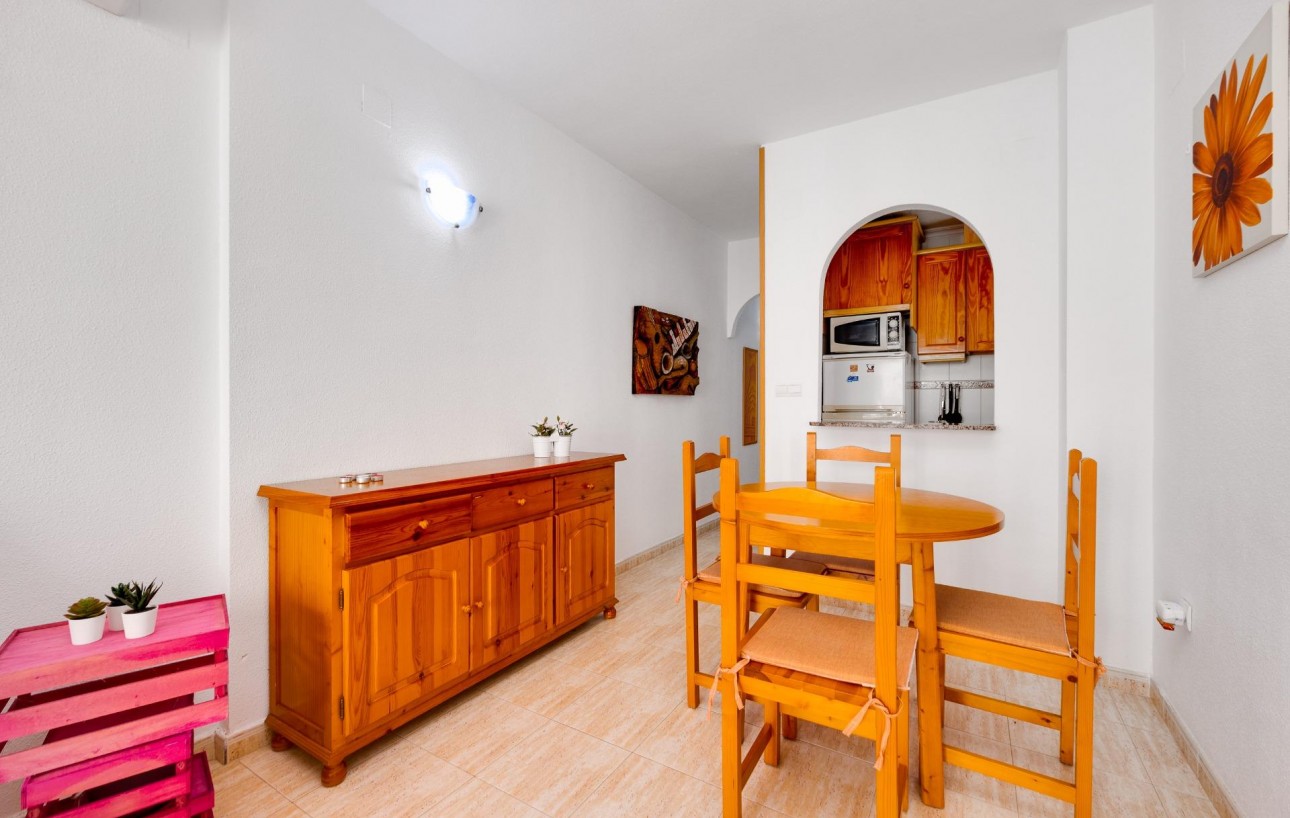 Venta - Apartamento - Torrevieja - Estacion de autobuses