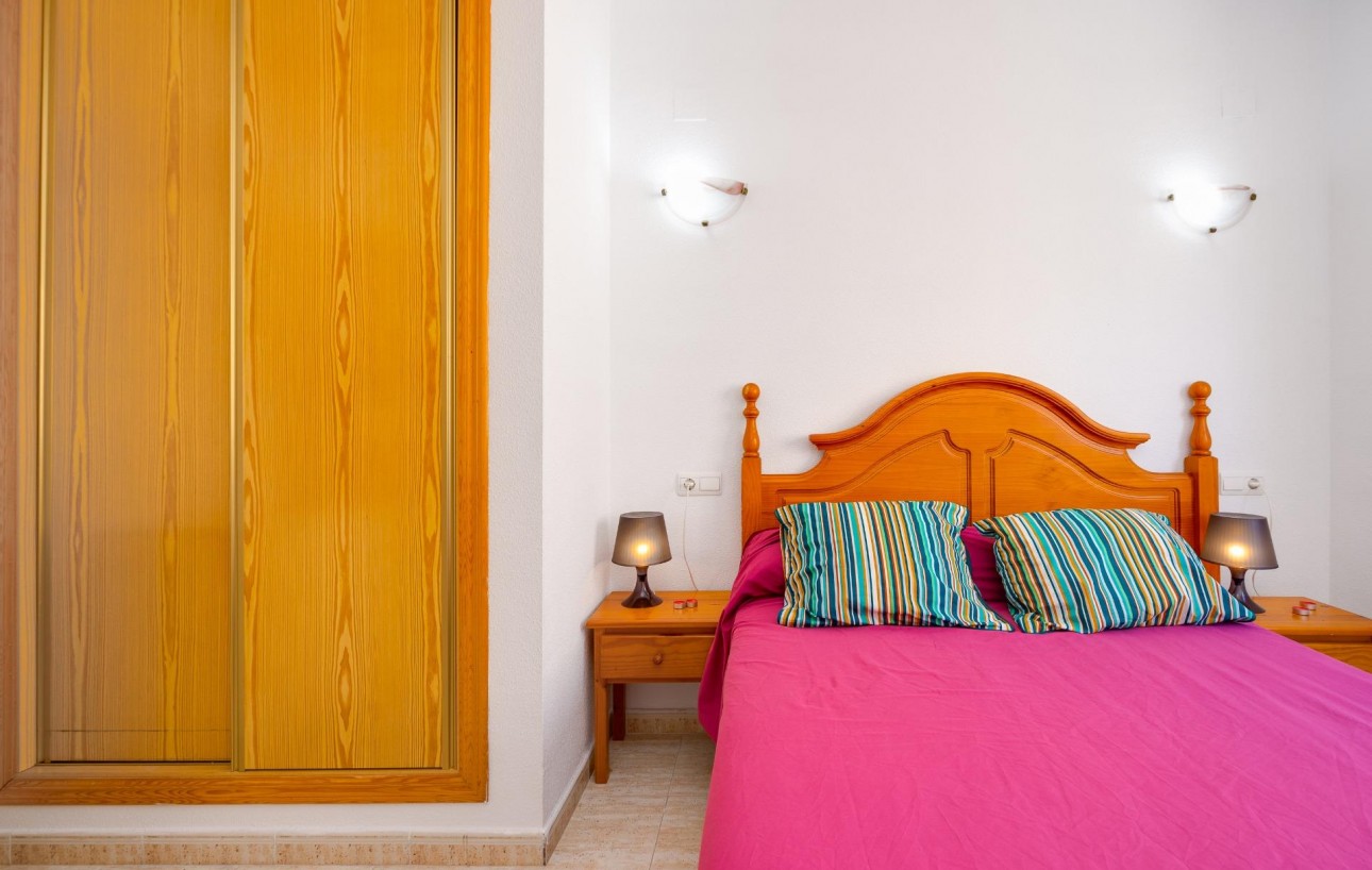 Venta - Apartamento - Torrevieja - Estacion de autobuses