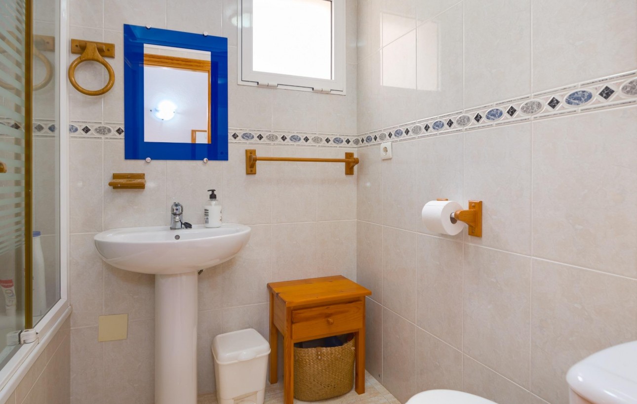 Venta - Apartamento - Torrevieja - Estacion de autobuses