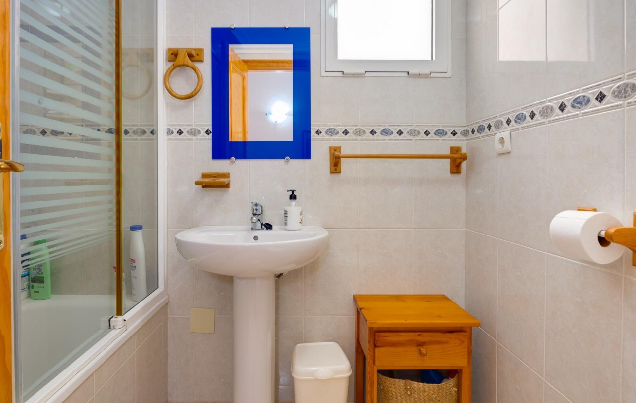 Venta - Apartamento - Torrevieja - Estacion de autobuses