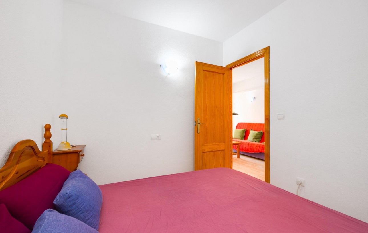 Venta - Apartamento - Torrevieja - Estacion de autobuses