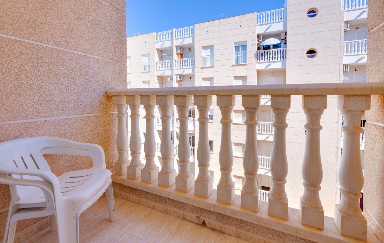 Venta - Apartamento - Torrevieja - Estacion de autobuses