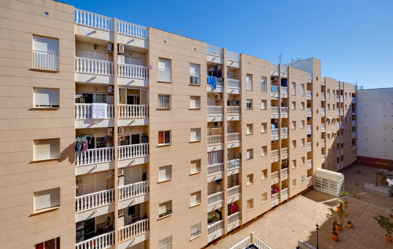 Venta - Apartamento - Torrevieja - Estacion de autobuses