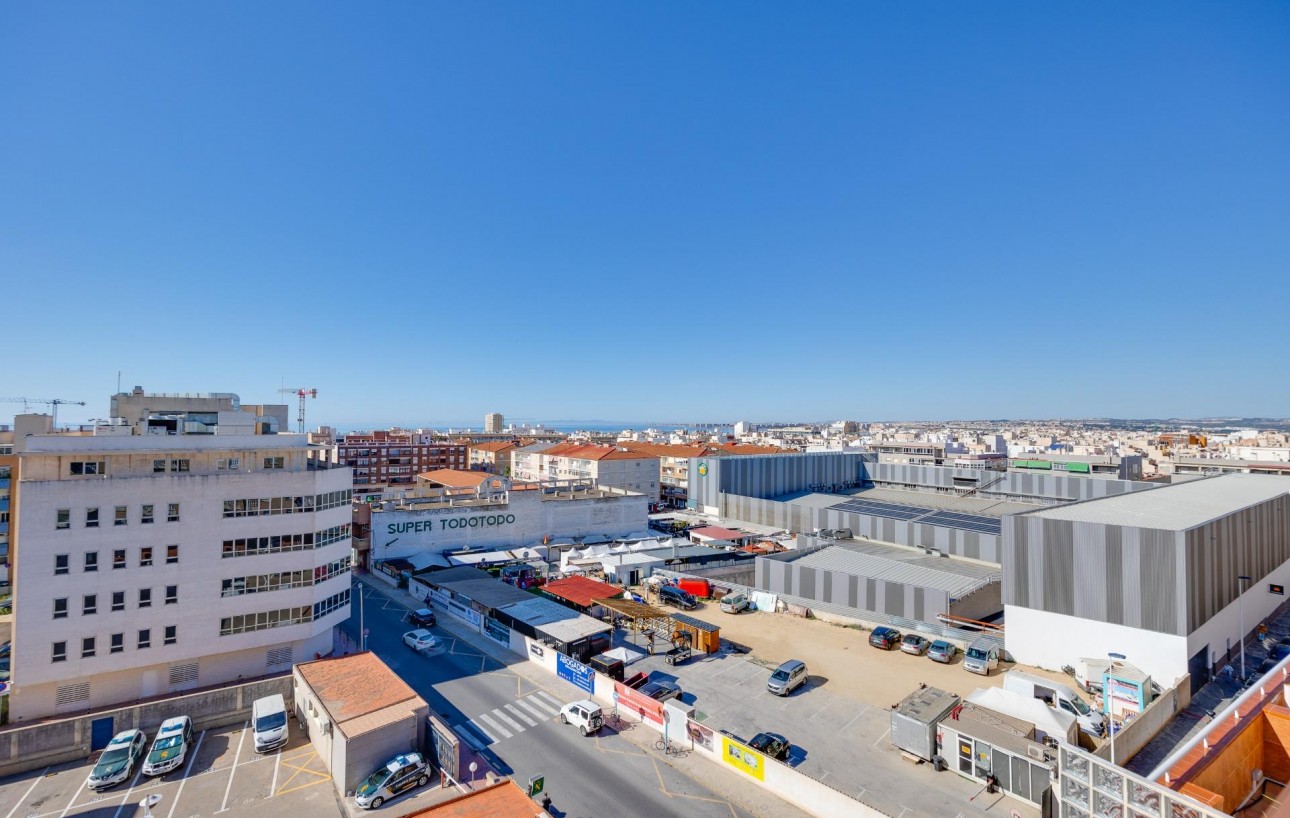 Venta - Apartamento - Torrevieja - Estacion de autobuses