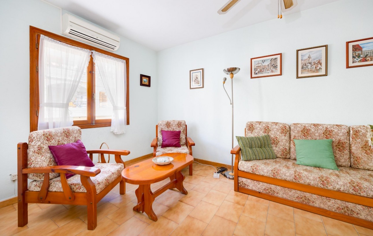 Resale - Bungalow Planta Alta - Torrevieja - Playa de los locos