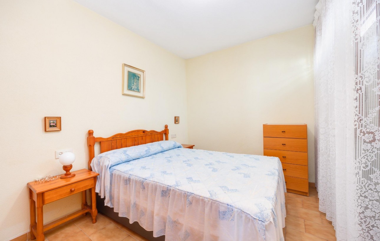 Resale - Bungalow Planta Alta - Torrevieja - Playa de los locos