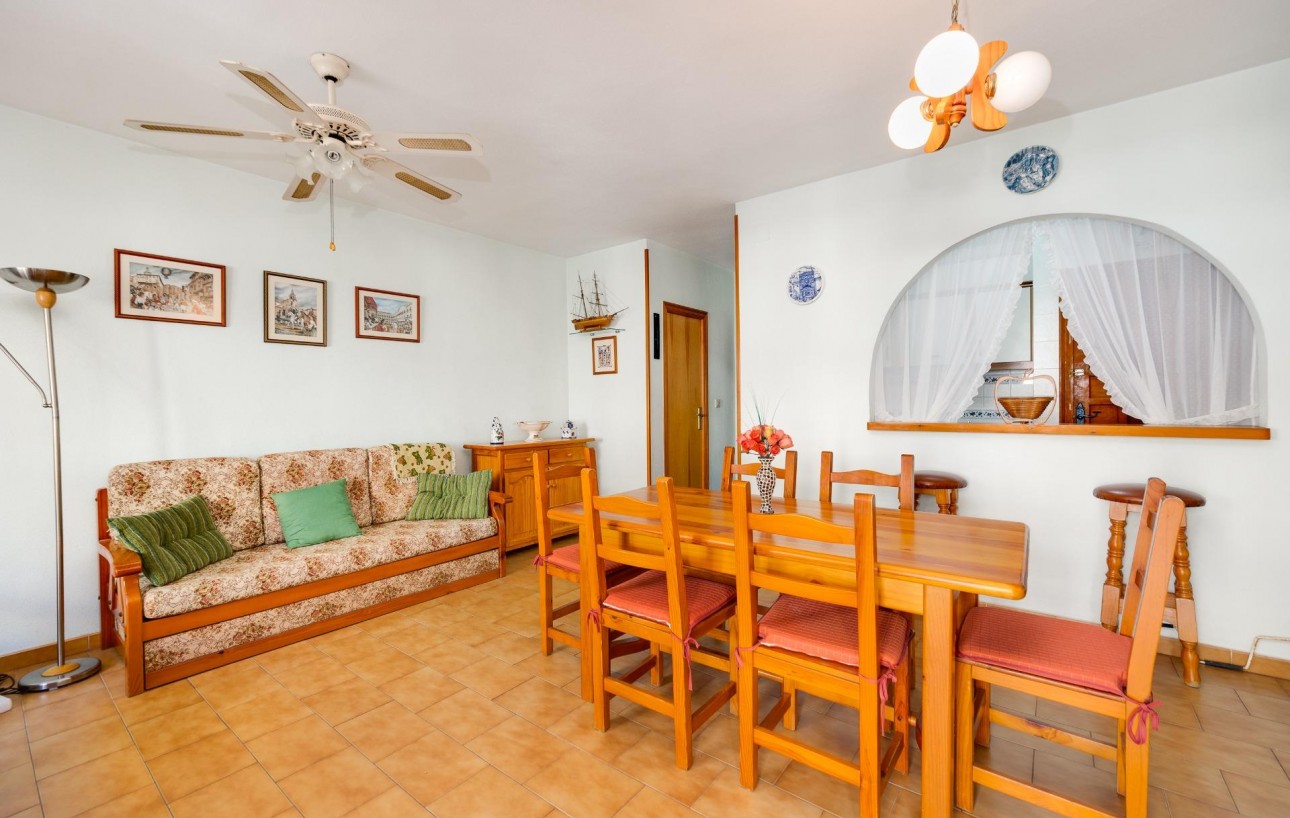 Resale - Bungalow Planta Alta - Torrevieja - Playa de los locos
