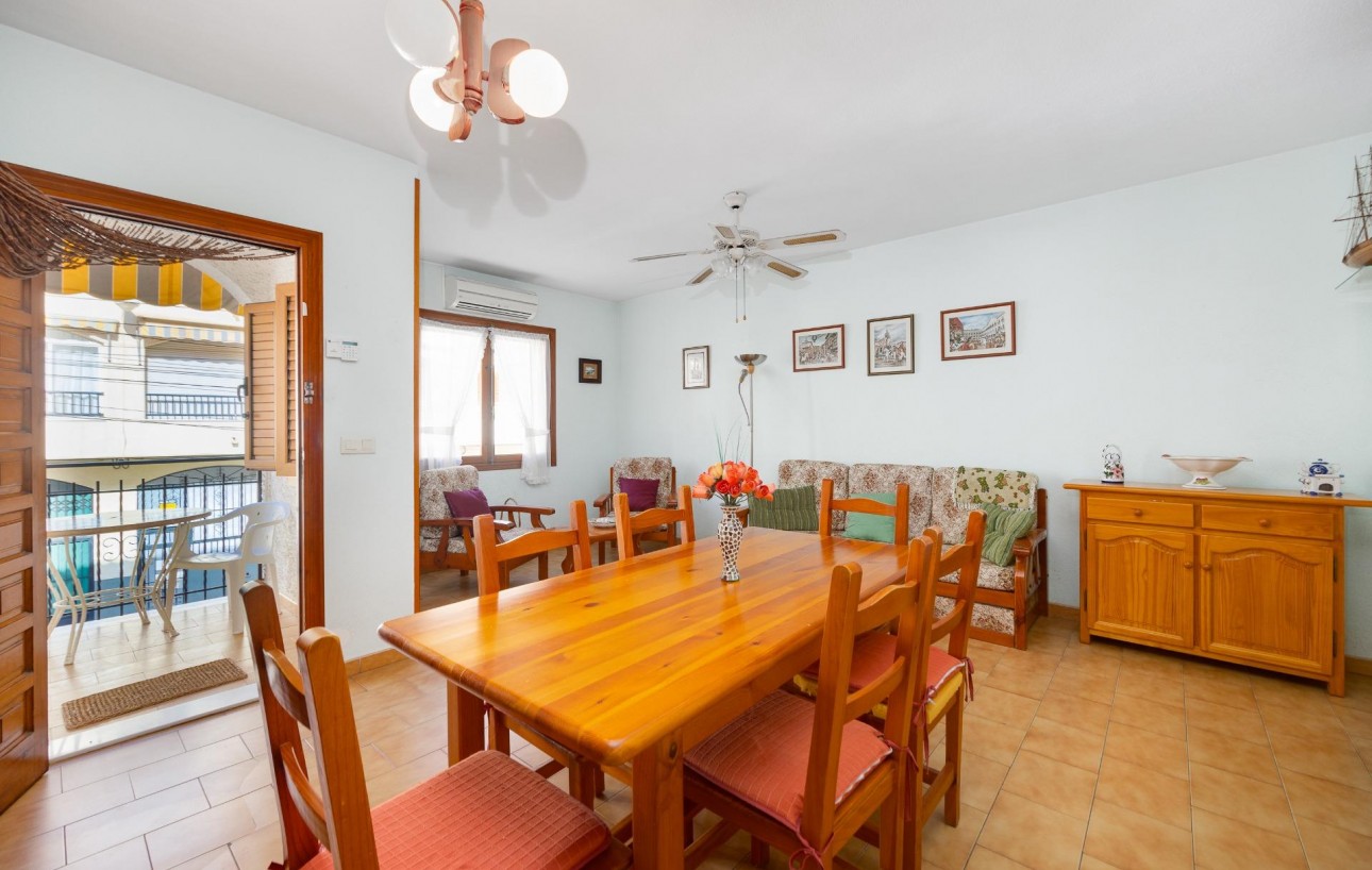 Resale - Bungalow Planta Alta - Torrevieja - Playa de los locos