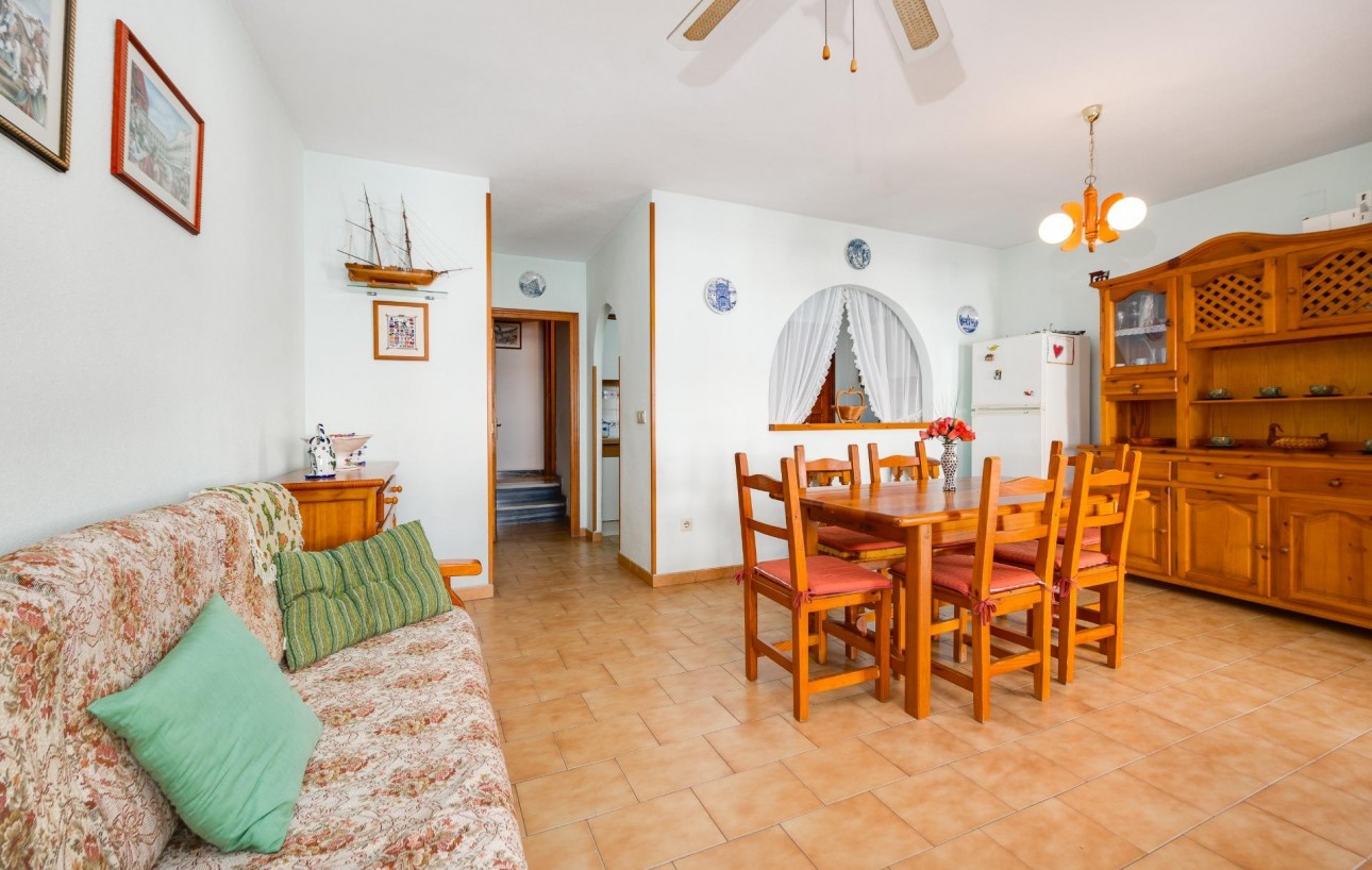 Resale - Bungalow Planta Alta - Torrevieja - Playa de los locos
