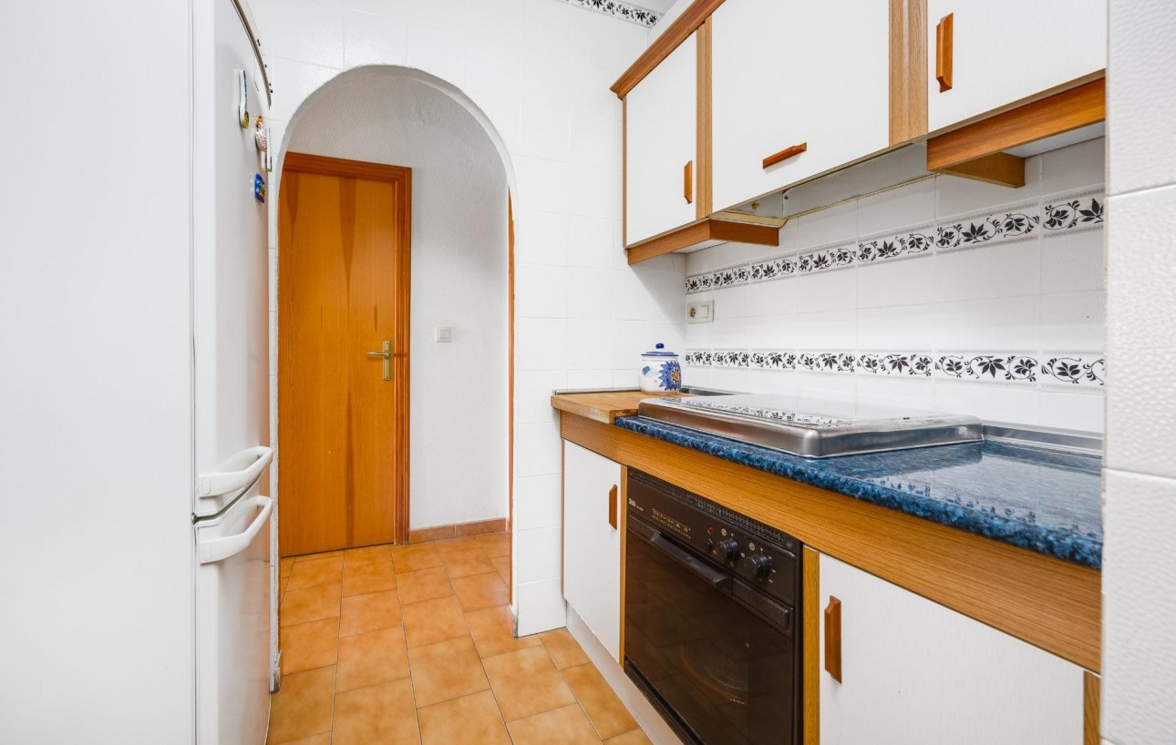 Resale - Bungalow Planta Alta - Torrevieja - Playa de los locos