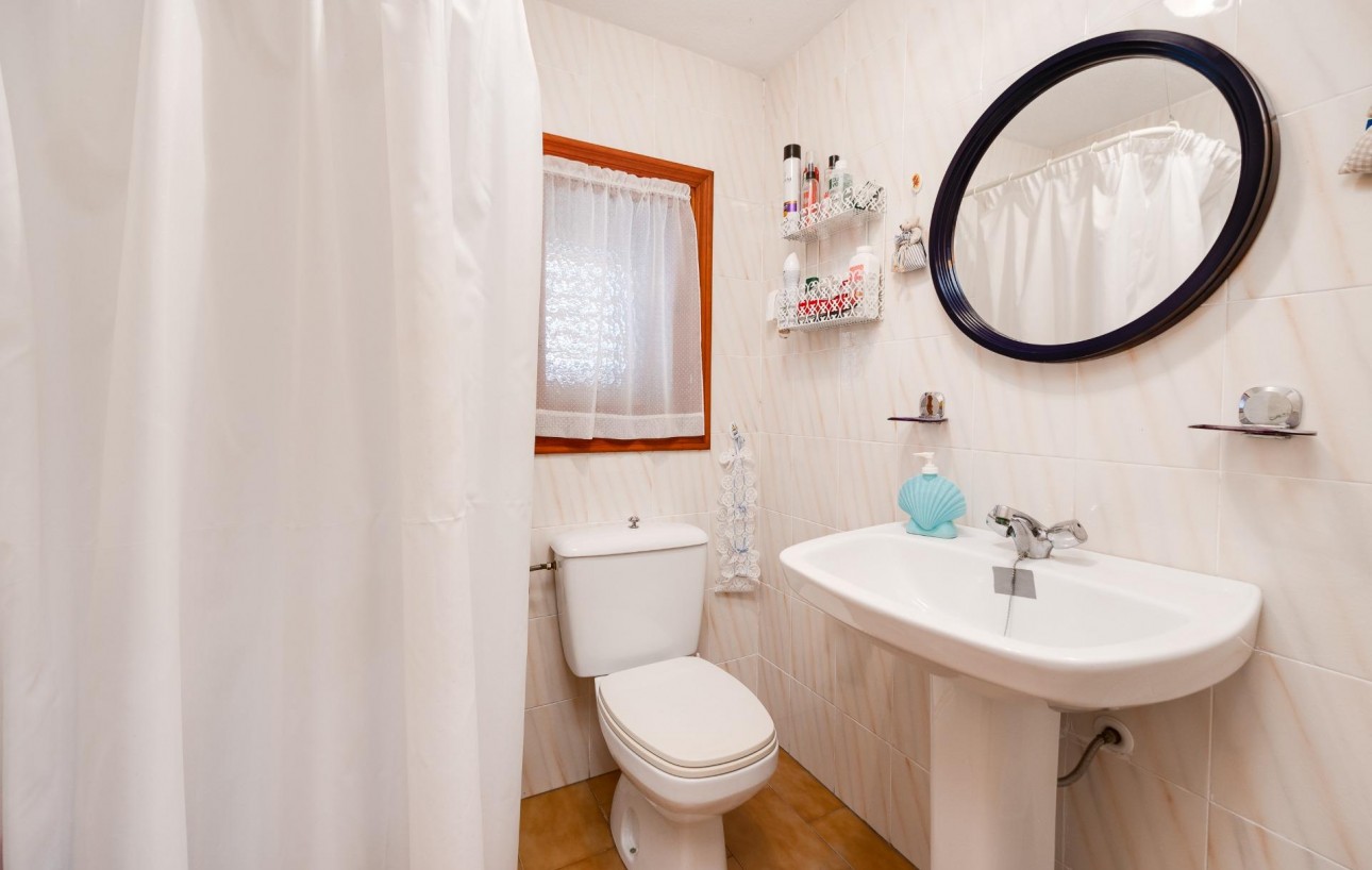 Resale - Bungalow Planta Alta - Torrevieja - Playa de los locos