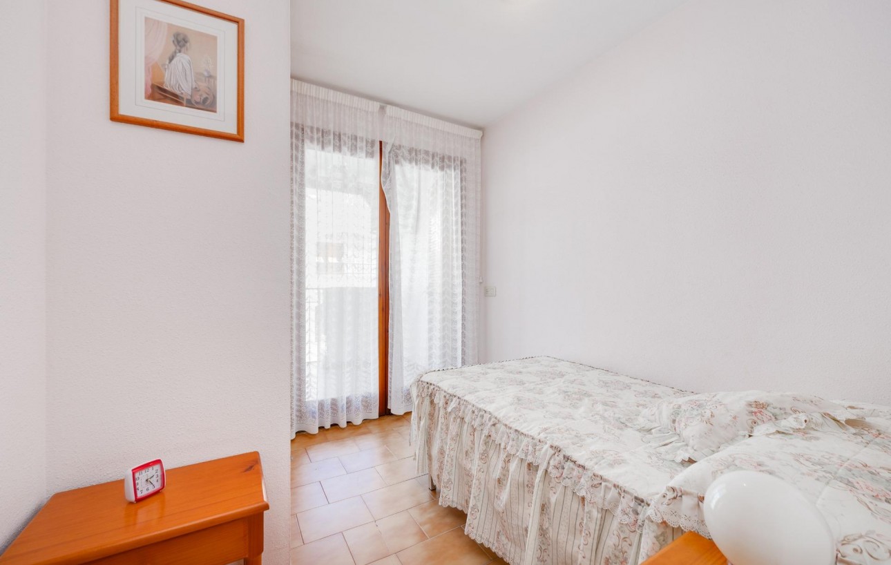 Resale - Bungalow Planta Alta - Torrevieja - Playa de los locos