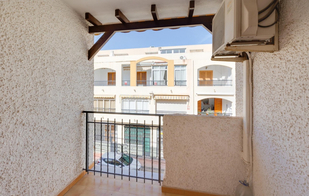 Resale - Bungalow Planta Alta - Torrevieja - Playa de los locos