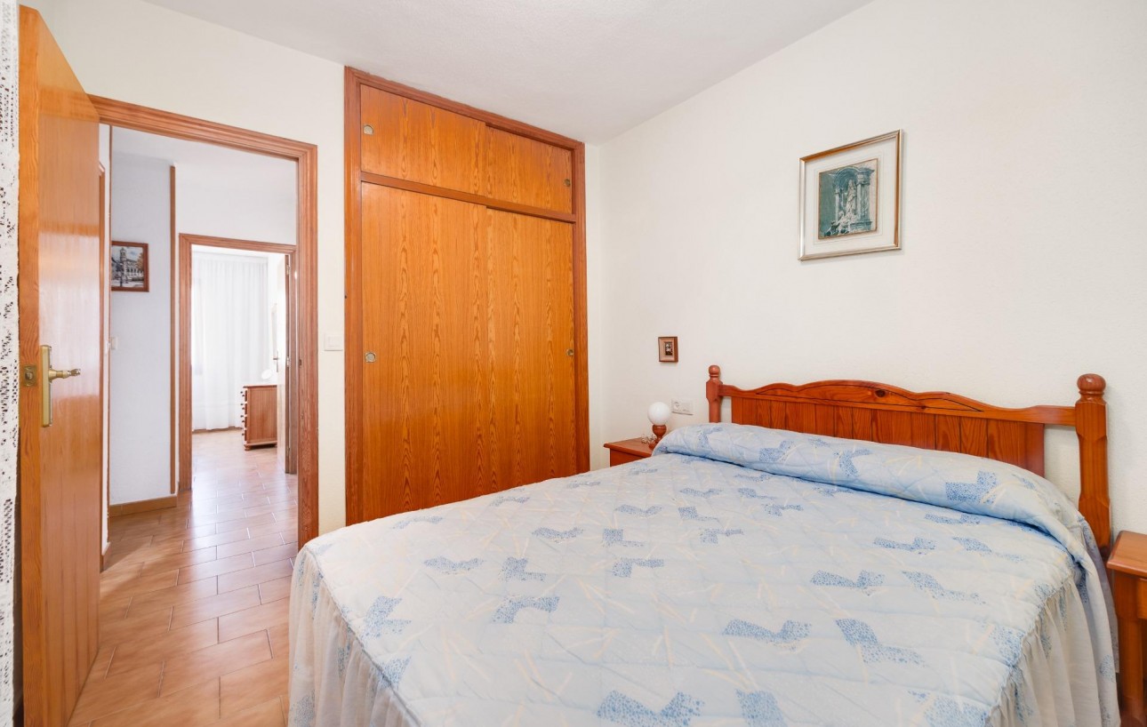 Resale - Bungalow Planta Alta - Torrevieja - Playa de los locos