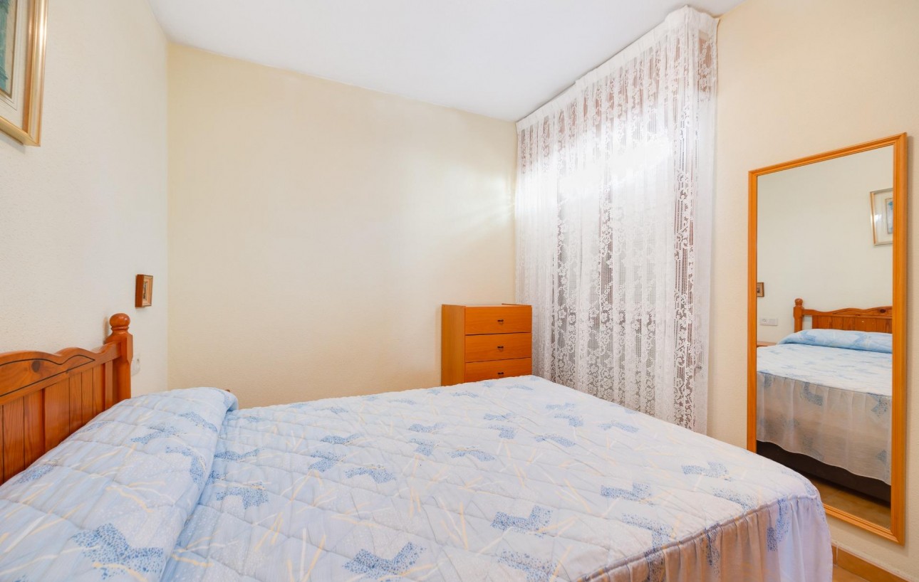 Resale - Bungalow Planta Alta - Torrevieja - Playa de los locos