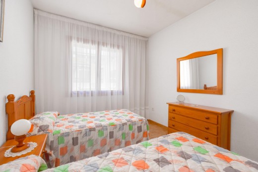 Resale - Bungalow Planta Alta - Torrevieja - Playa de los locos