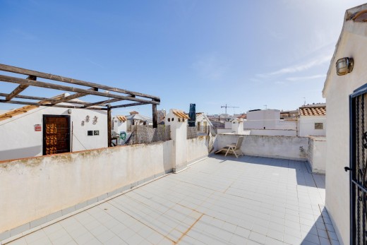 Resale - Bungalow Planta Alta - Torrevieja - Playa de los locos