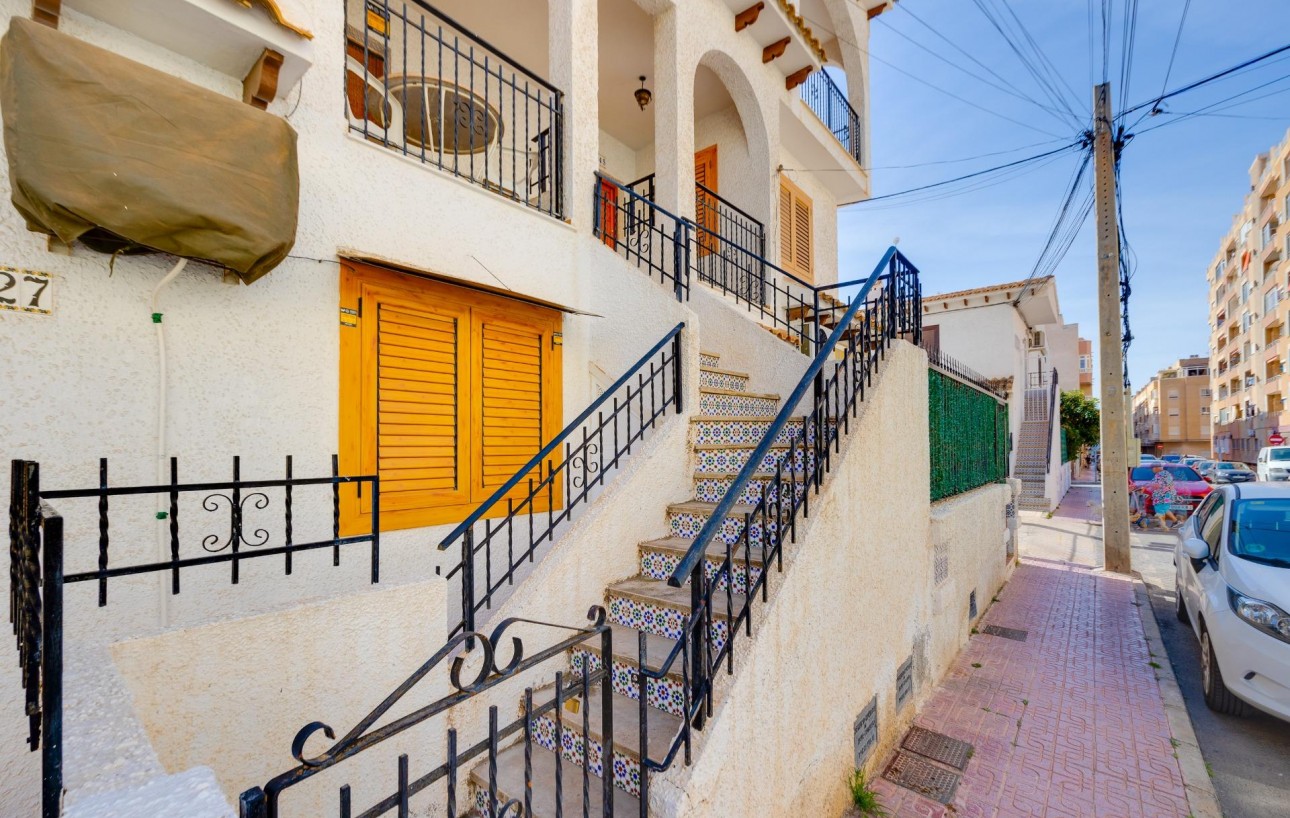 Resale - Bungalow Planta Alta - Torrevieja - Playa de los locos