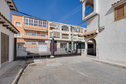 Resale - Bungalow Planta Alta - Torrevieja - Playa de los locos