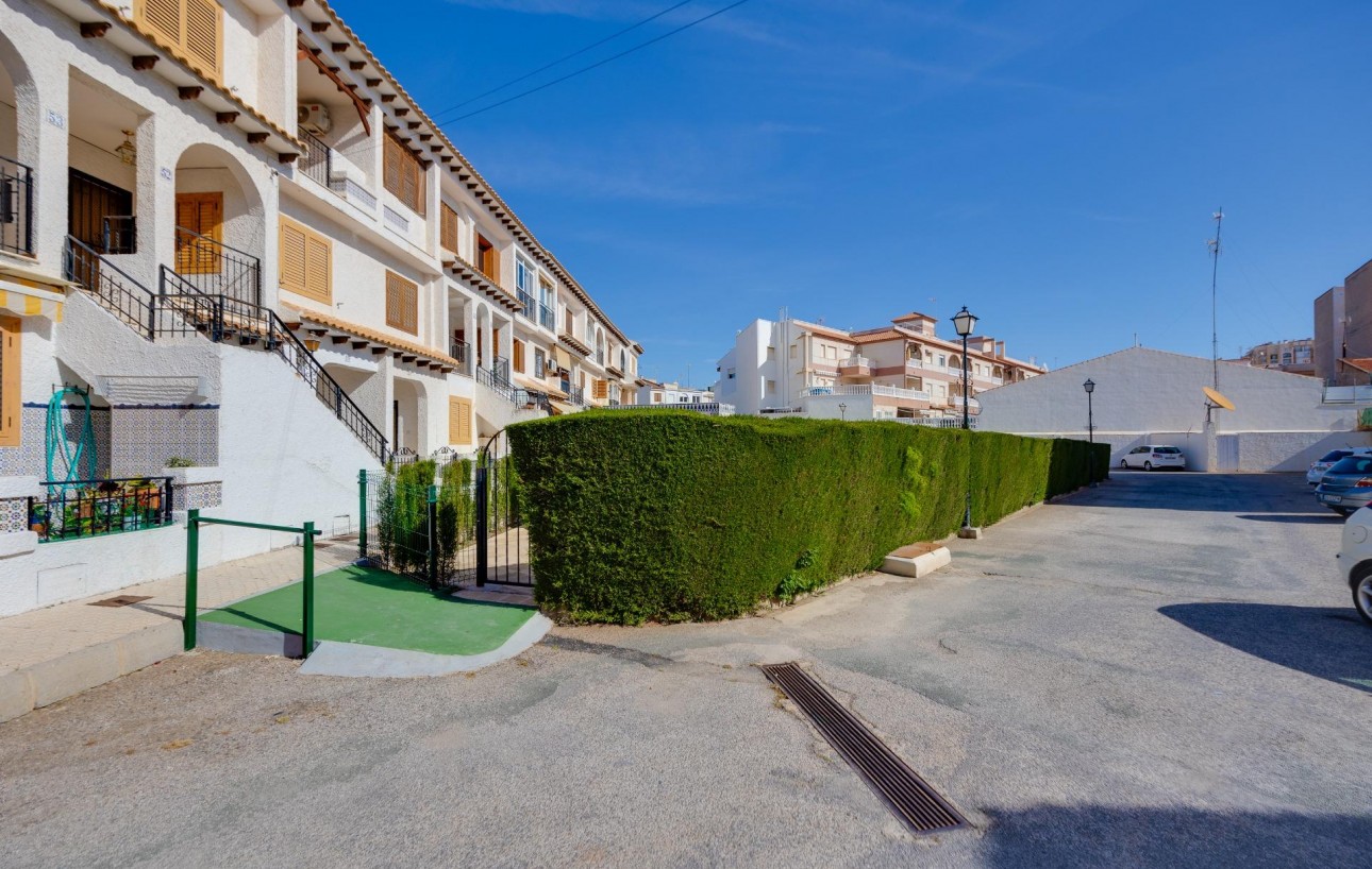 Resale - Bungalow Planta Alta - Torrevieja - Playa de los locos